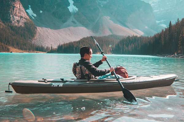 How Far Can You Kayak in a Day